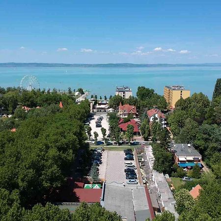 Balaton Kinizsi Apartman Siófok Esterno foto