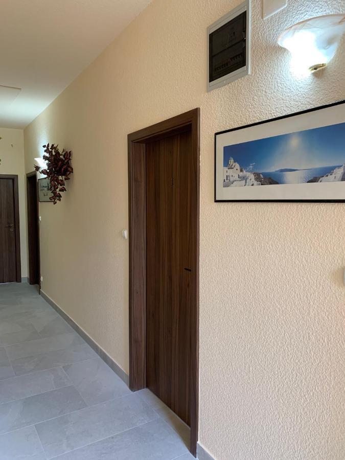 Balaton Kinizsi Apartman Siófok Esterno foto