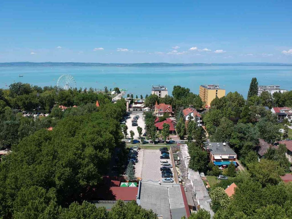 Balaton Kinizsi Apartman Siófok Esterno foto