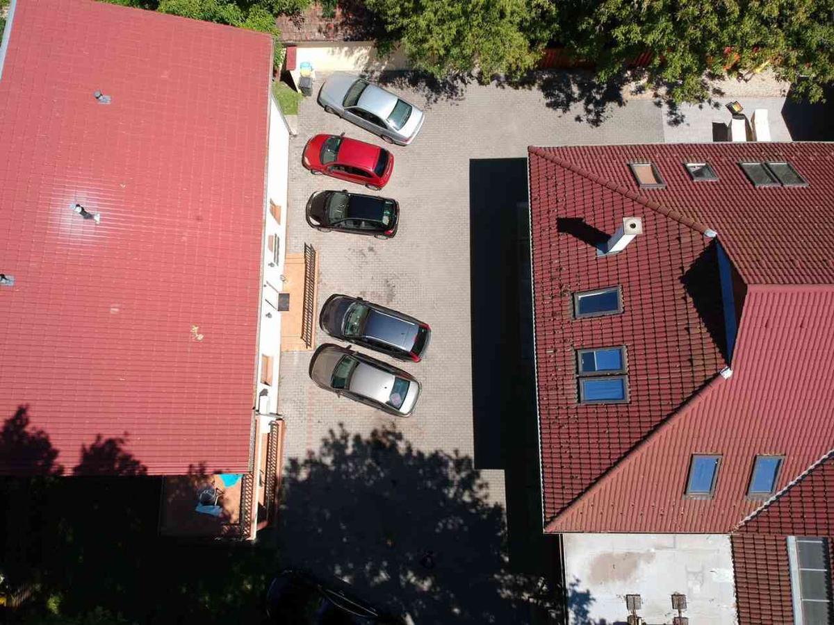 Balaton Kinizsi Apartman Siófok Esterno foto