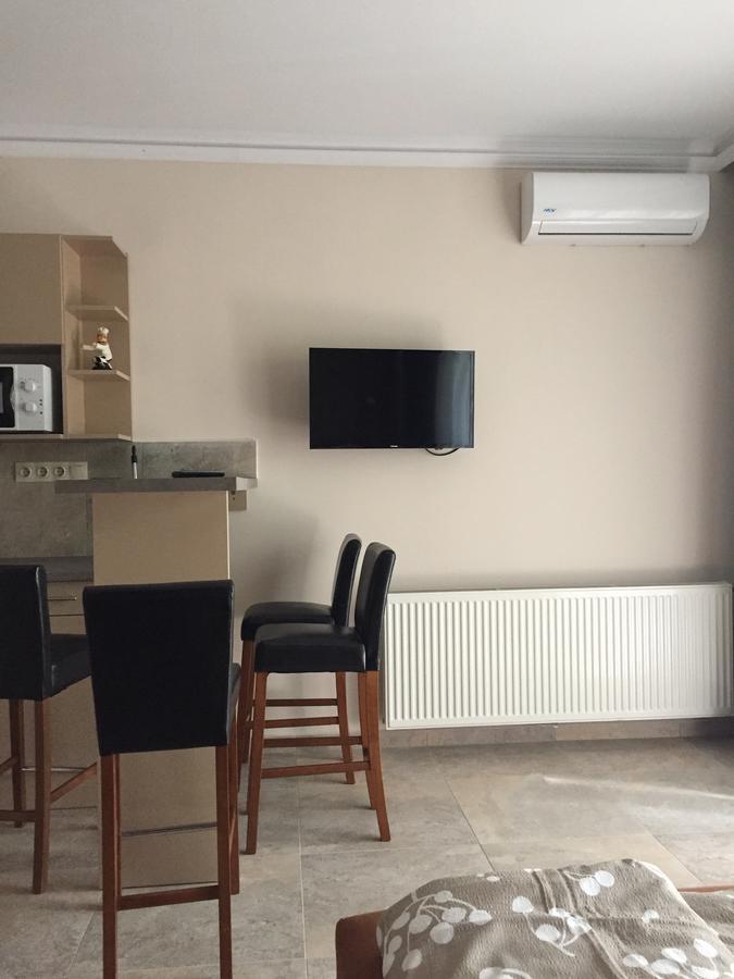 Balaton Kinizsi Apartman Siófok Esterno foto